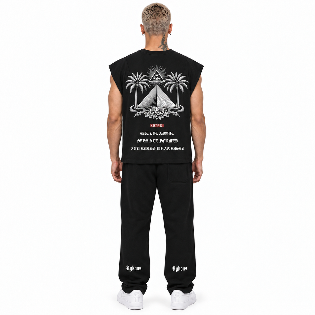 0-YIJ-AYKONS [380] EYE ABOVE in Black | Model straight back | Full body | Shot 1