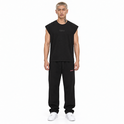 0-YIJ-AYKONS [380] EYE ABOVE in Black | Model straight front | Full body | Shot 2